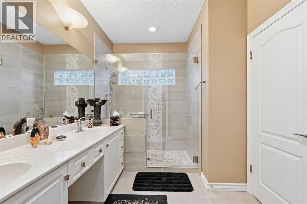 23 Prominence Point Sw, Calgary, Alberta  T3H 3E8 - Photo 26 - A2288819