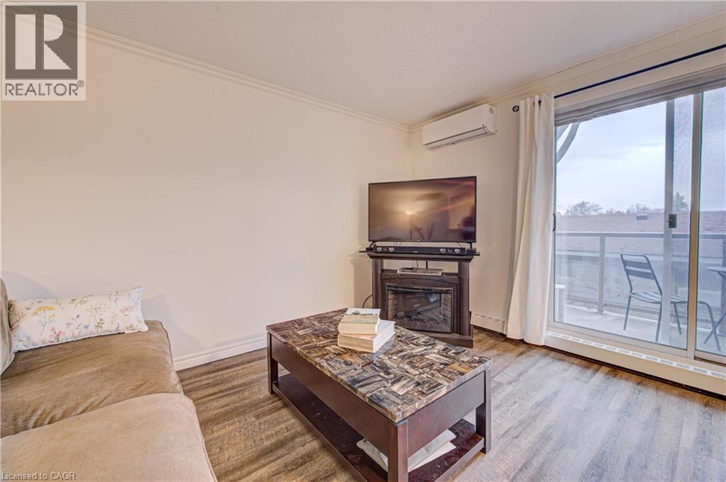 793 Colborne Street Unit# 202, Brantford, Ontario  N3S 7J3 - Photo 11 - 40815734