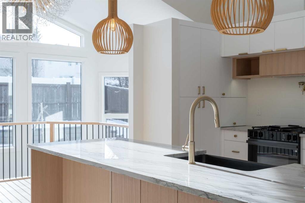 58 Edgevalley Close NW, Calgary, Alberta  T3A 5E4 - Photo 7 - A2295449