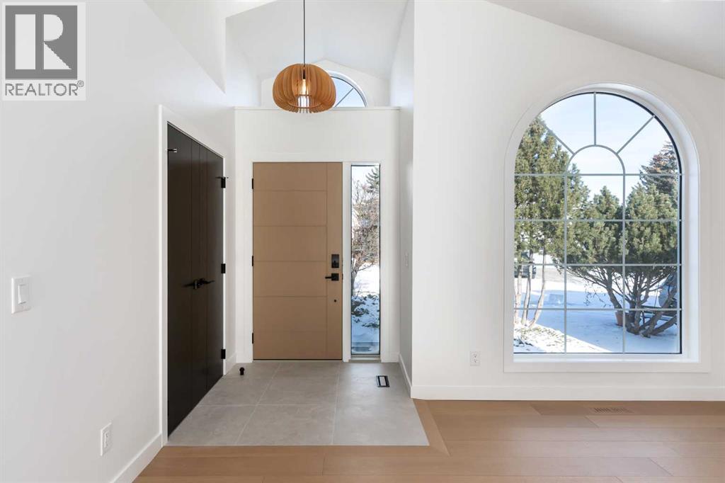 58 Edgevalley Close NW, Calgary, Alberta  T3A 5E4 - Photo 15 - A2295449