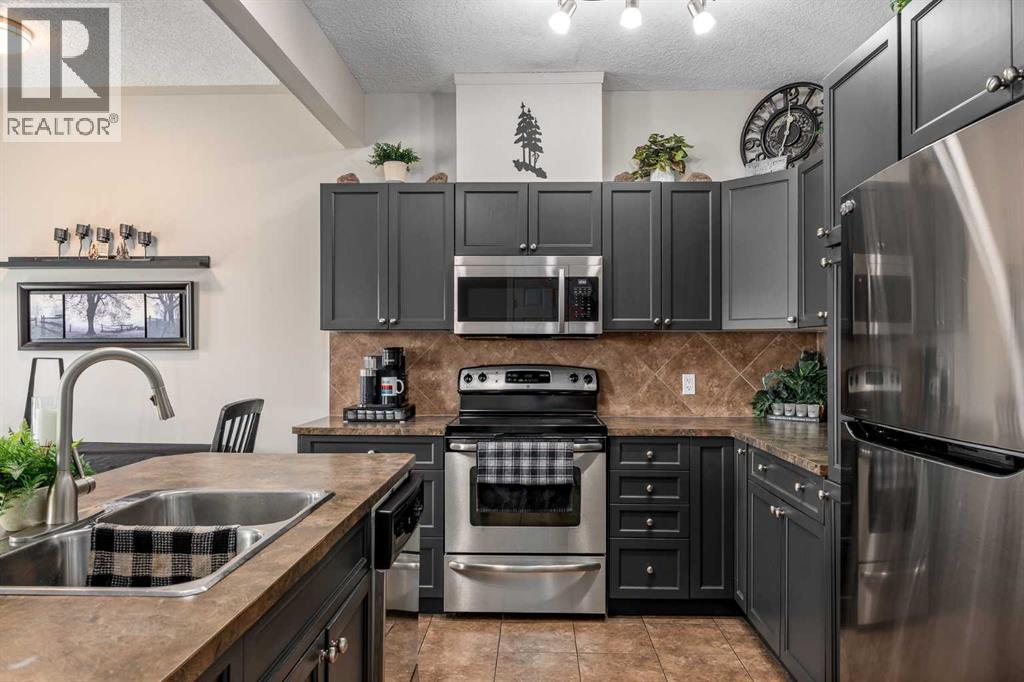 604, 620 Luxstone Landing Sw, Airdrie, Alberta  T4B 0B6 - Photo 11 - A2295634