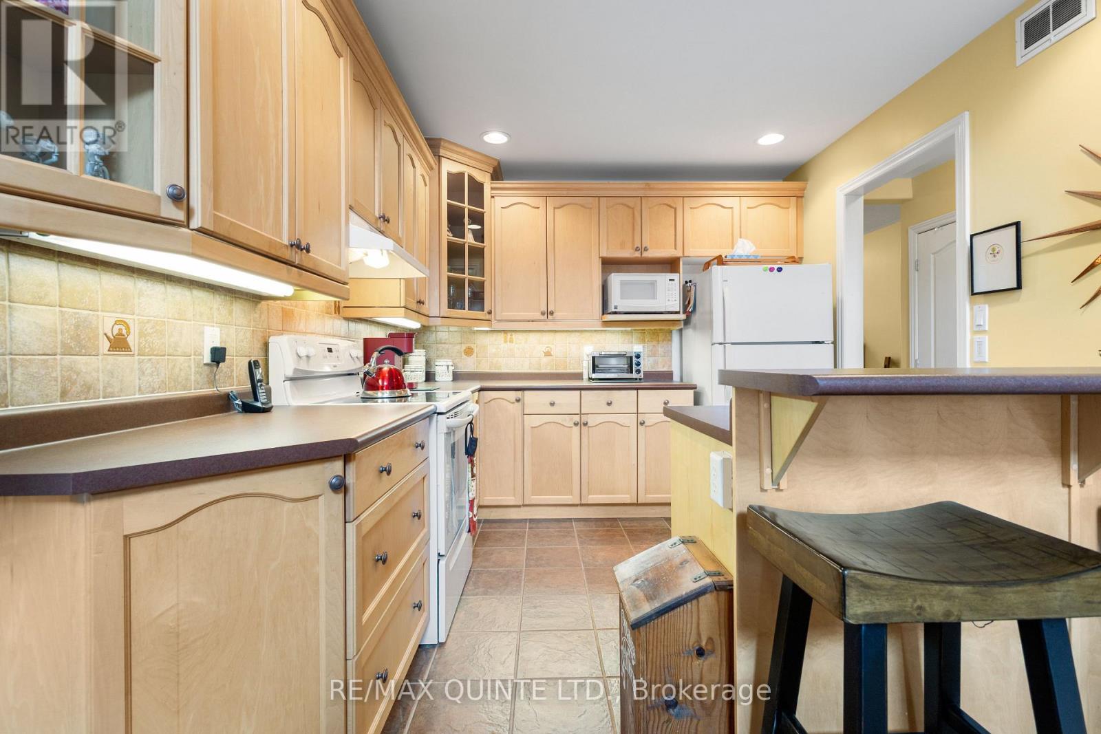 16 - 25 Heartwood Drive, Belleville, Ontario  K8P 5M2 - Photo 19 - X12938972