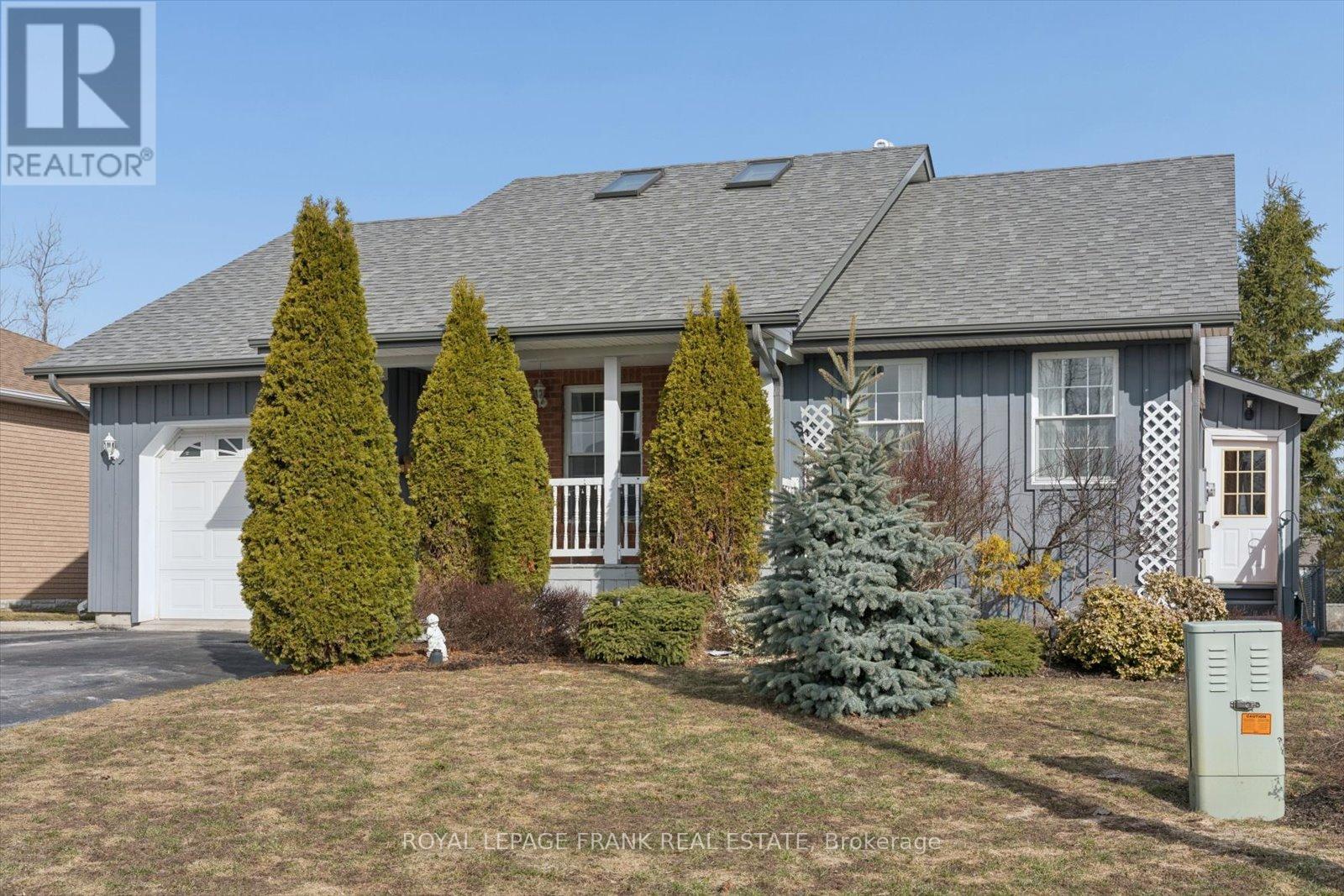 10 Olympia Court, Kawartha Lakes, Ontario  K9V 6C8 - Photo 1 - X12939130
