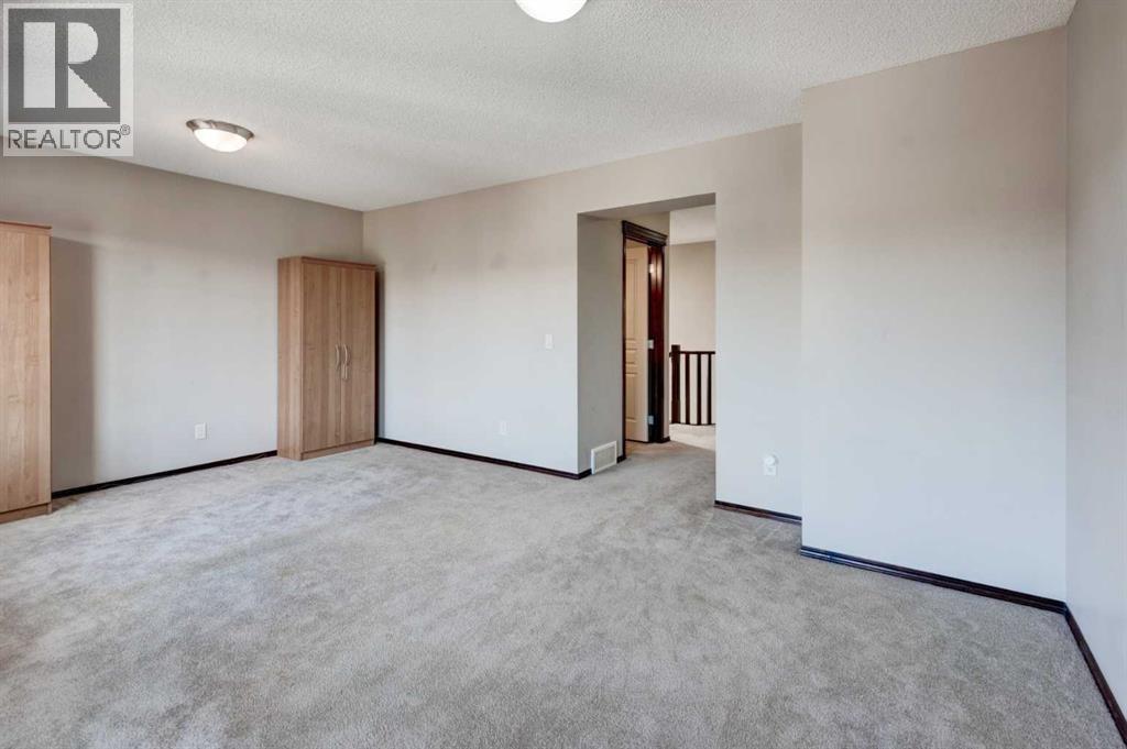 42 Everoak Green SW, Calgary, Alberta  T2Y 0J5 - Photo 23 - A2296587