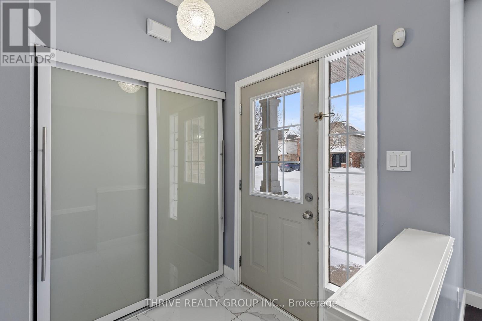 463 South Leaksdale Circle, London South, Ontario  N6M 1K4 - Photo 9 - X12939042