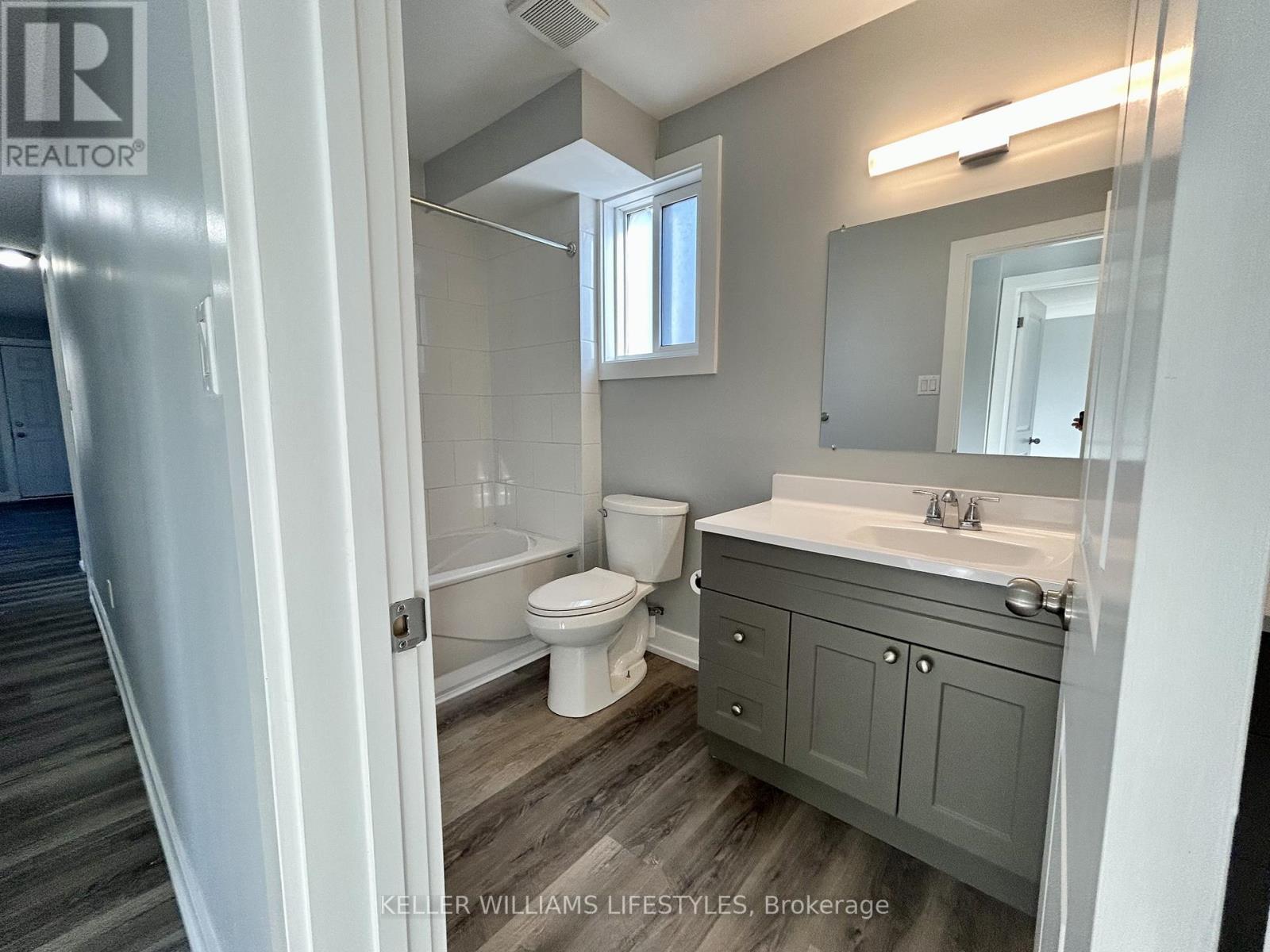 2 - 83 Marlborough Avenue, London South, Ontario  N5Z 3S4 - Photo 12 - X12939238