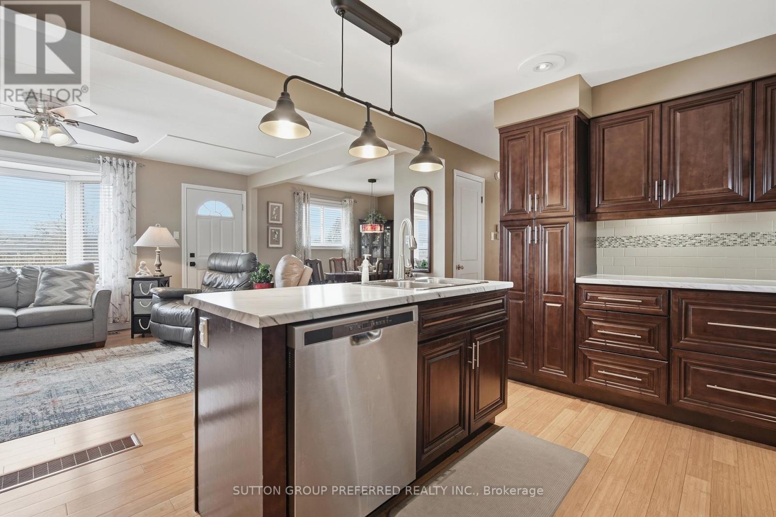 156 St George Street, Central Elgin, Ontario  N5P 2M4 - Photo 15 - X12939242