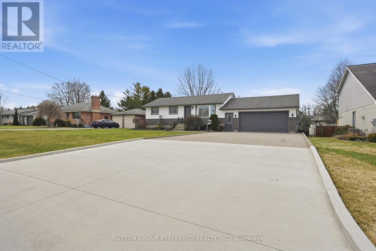 156 St George Street, Central Elgin, Ontario  N5P 2M4 - Photo 3 - X12939242