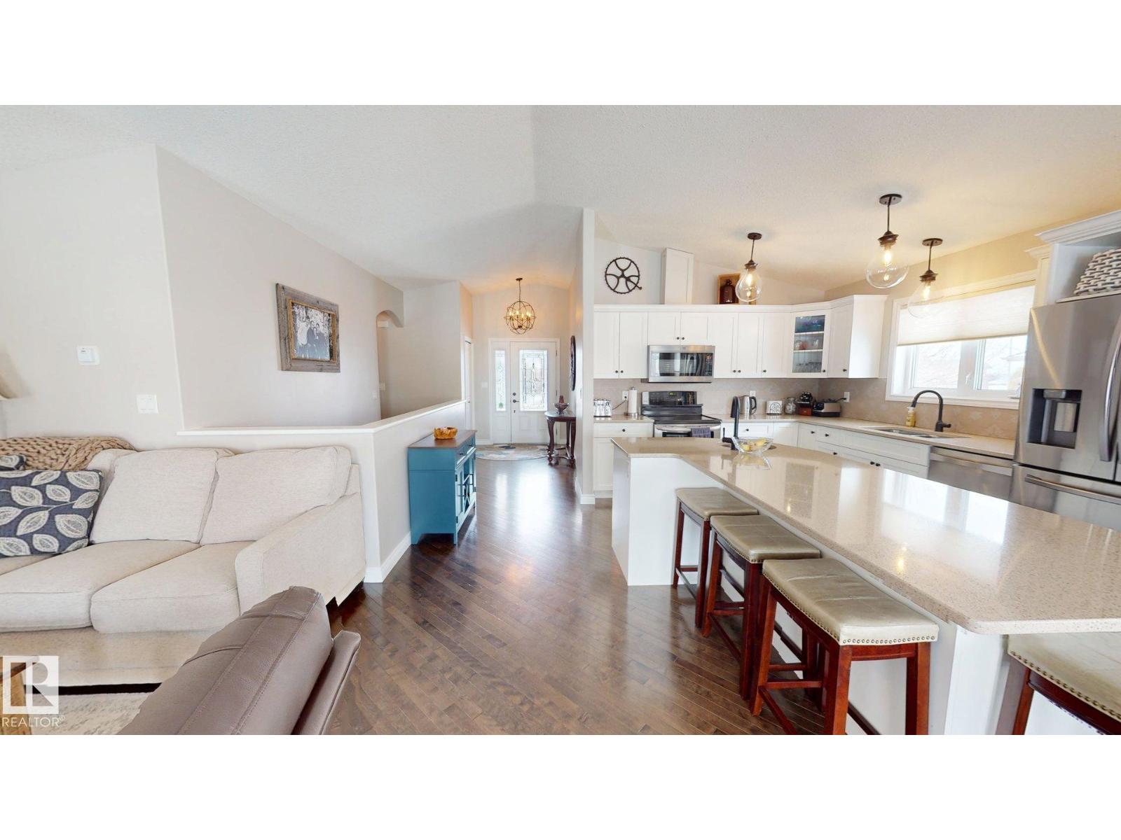 3520 45 St, Drayton Valley, Alberta  T7A 1W3 - Photo 10 - E4479812