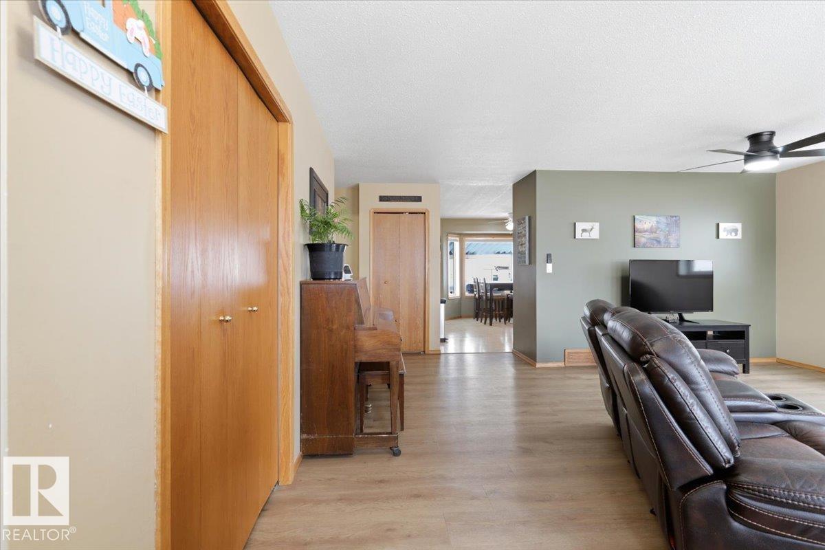 228 Parkside Dr, Wetaskiwin, Alberta  T9A 3J5 - Photo 2 - E4479813