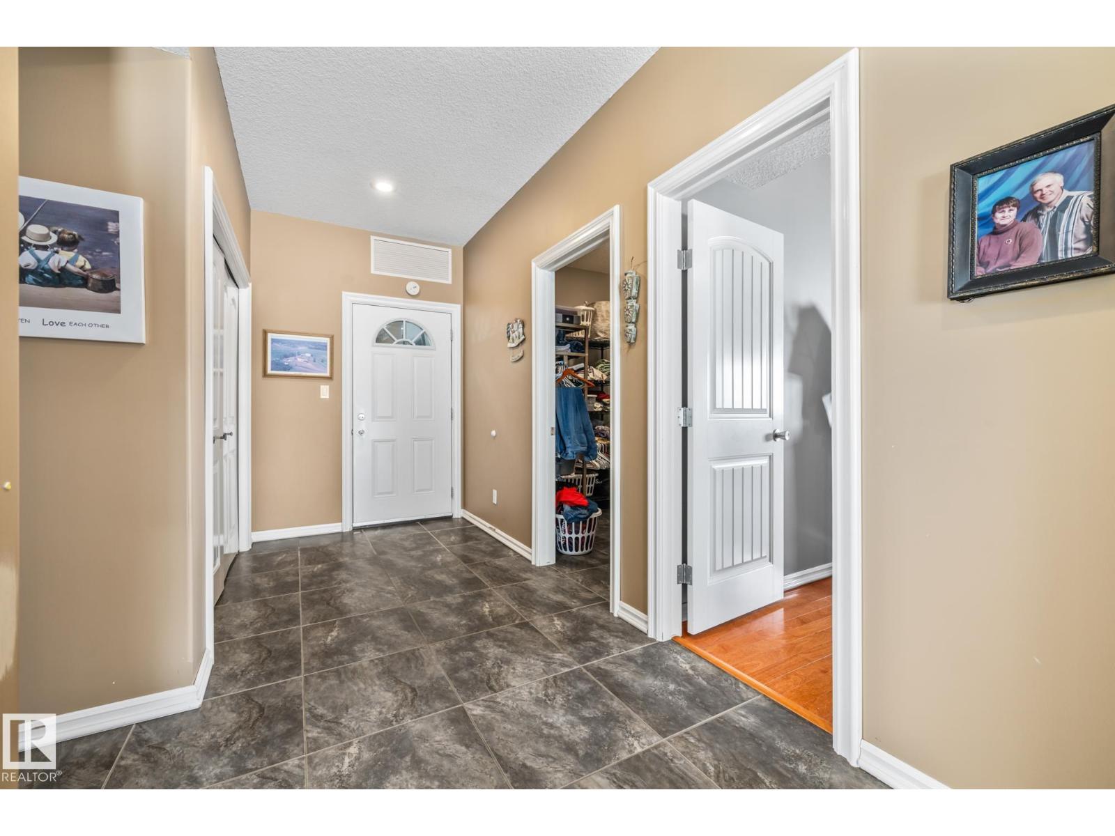 56515 Rge Road 222, Rural Sturgeon County, Alberta  T0A 1N4 - Photo 20 - E4479815