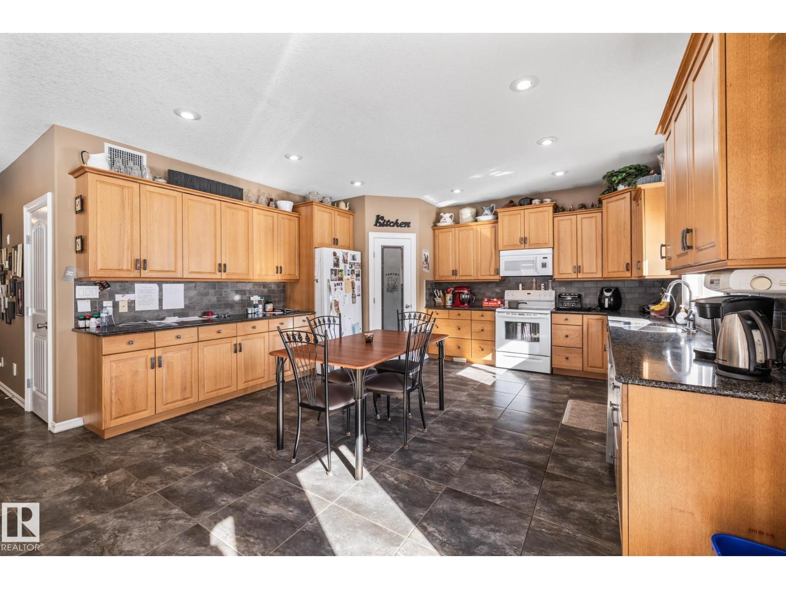 56515 Rge Road 222, Rural Sturgeon County, Alberta  T0A 1N4 - Photo 29 - E4479815