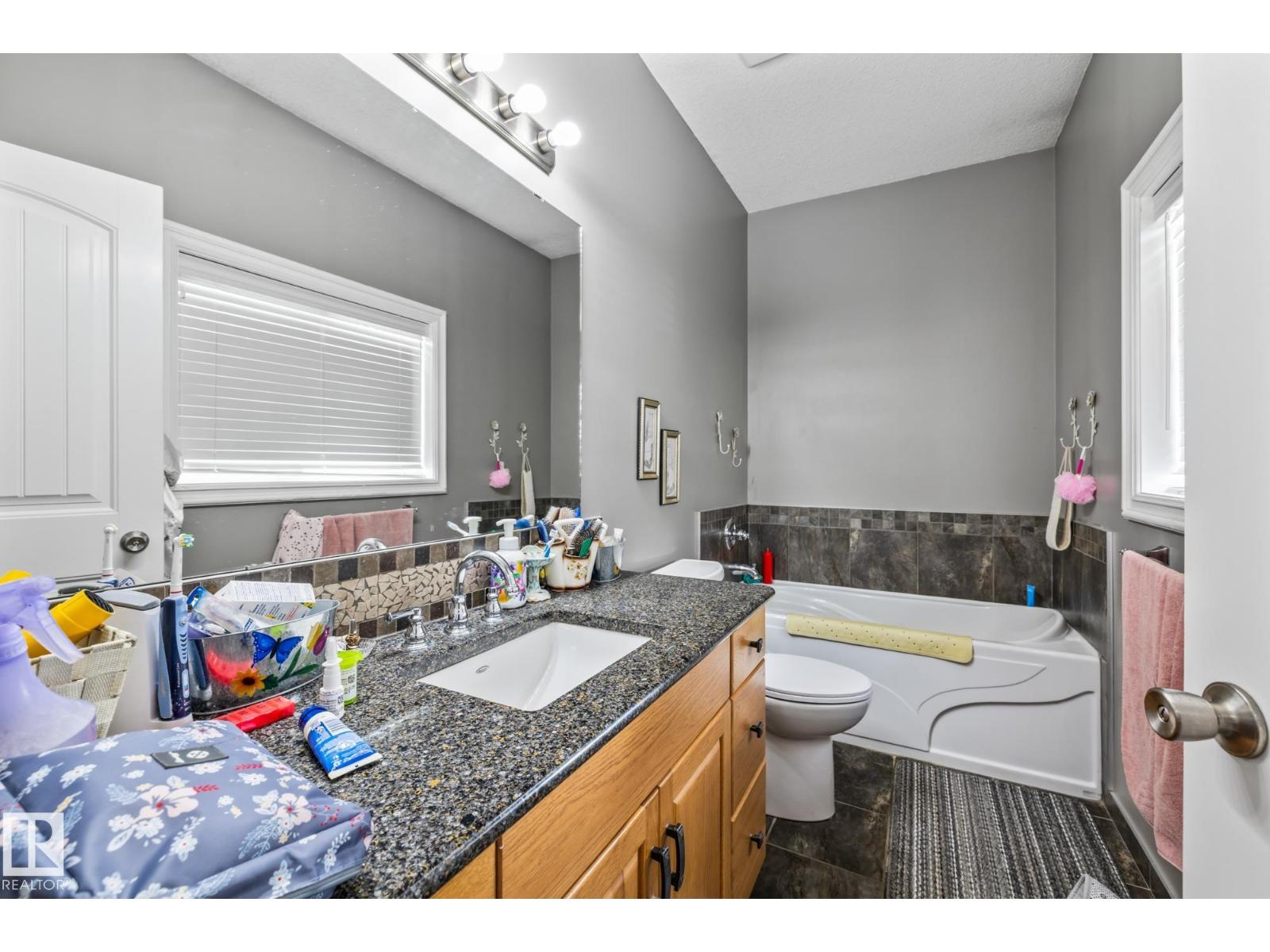 56515 Rge Road 222, Rural Sturgeon County, Alberta  T0A 1N4 - Photo 37 - E4479815