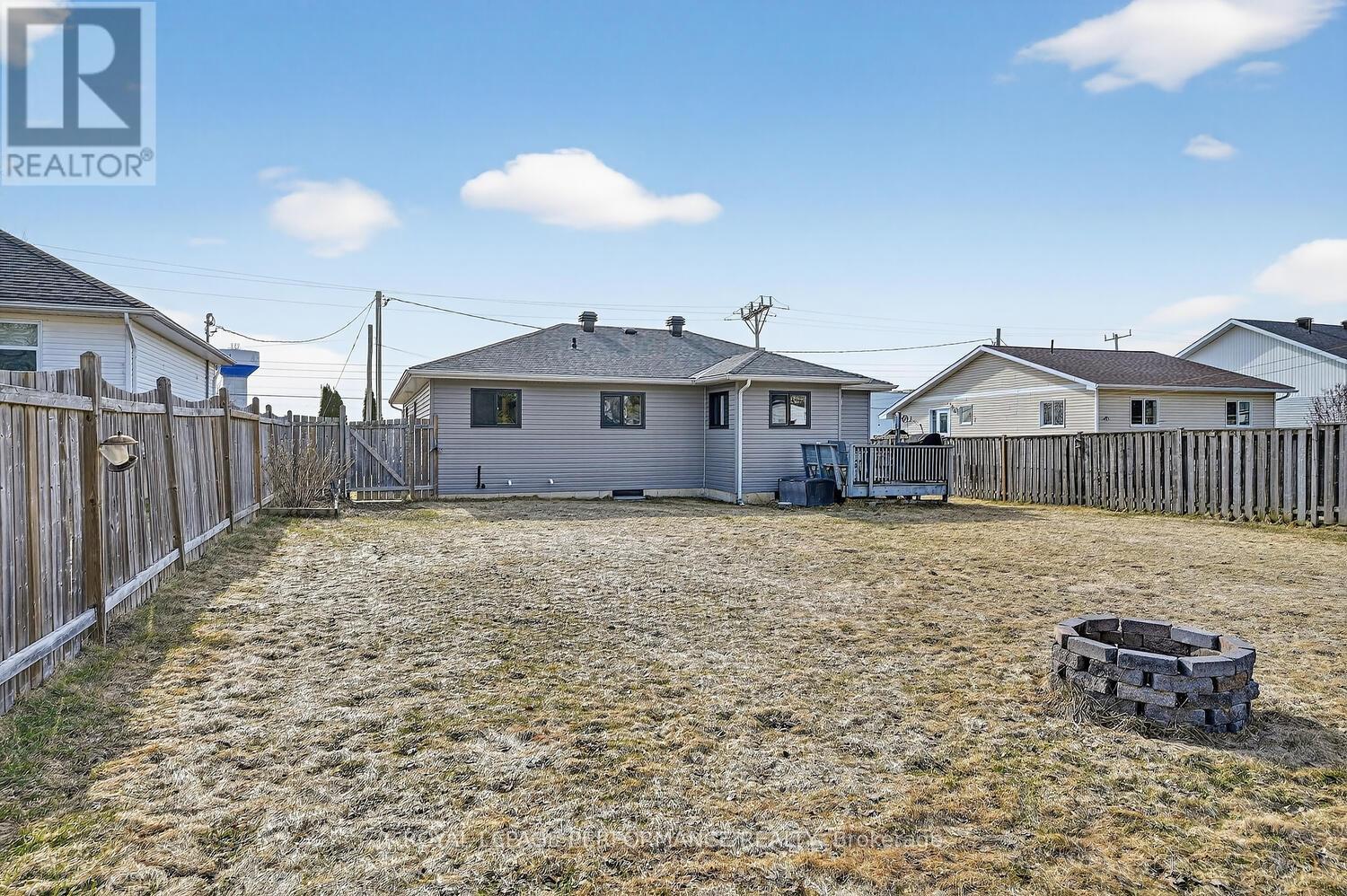 107 Lorne Street, Smiths Falls, Ontario  K7A 3L1 - Photo 30 - X12938990