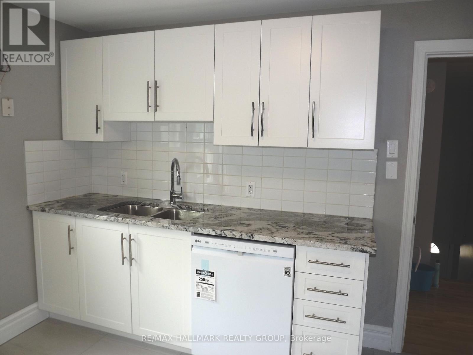 3 - 570 Gladstone Avenue, Ottawa, Ontario  K1R 5P3 - Photo 5 - X12939090