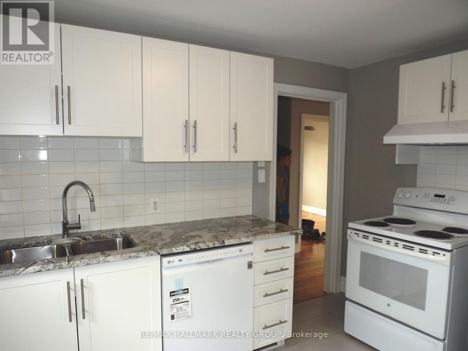 3 - 570 Gladstone Avenue, Ottawa, Ontario  K1R 5P3 - Photo 6 - X12939090