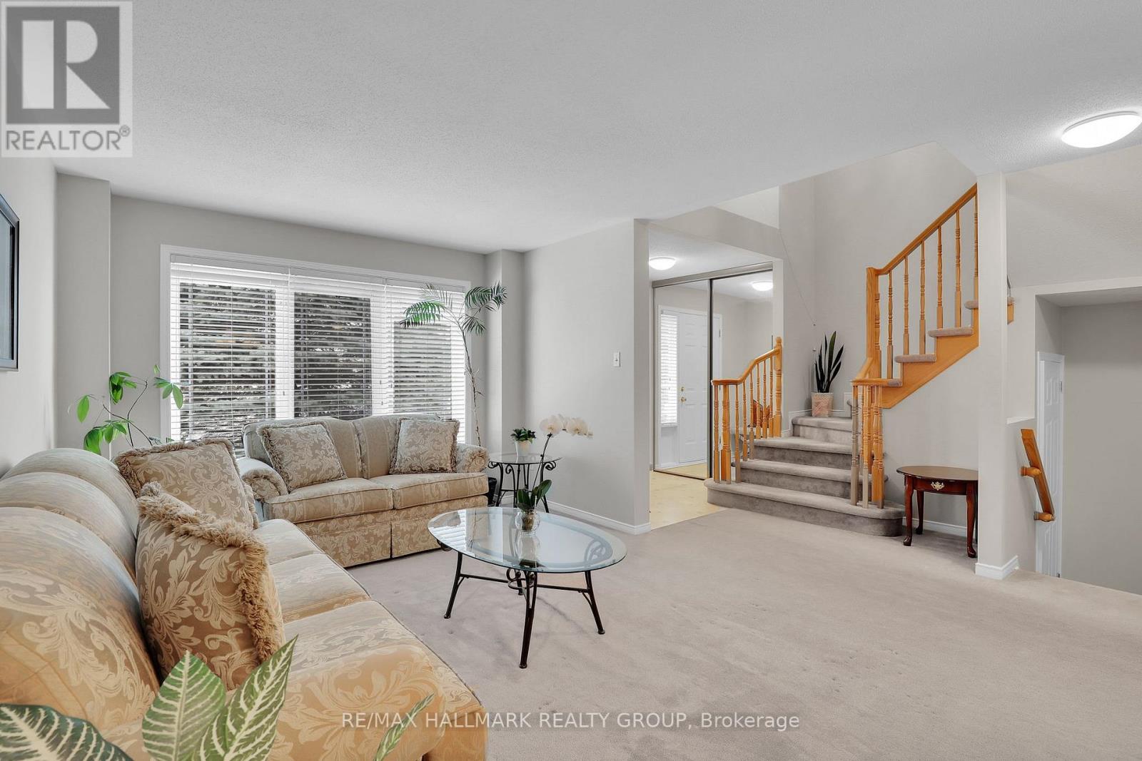 634 Aquaview Drive, Ottawa, Ontario  K4A 4W2 - Photo 5 - X12939100