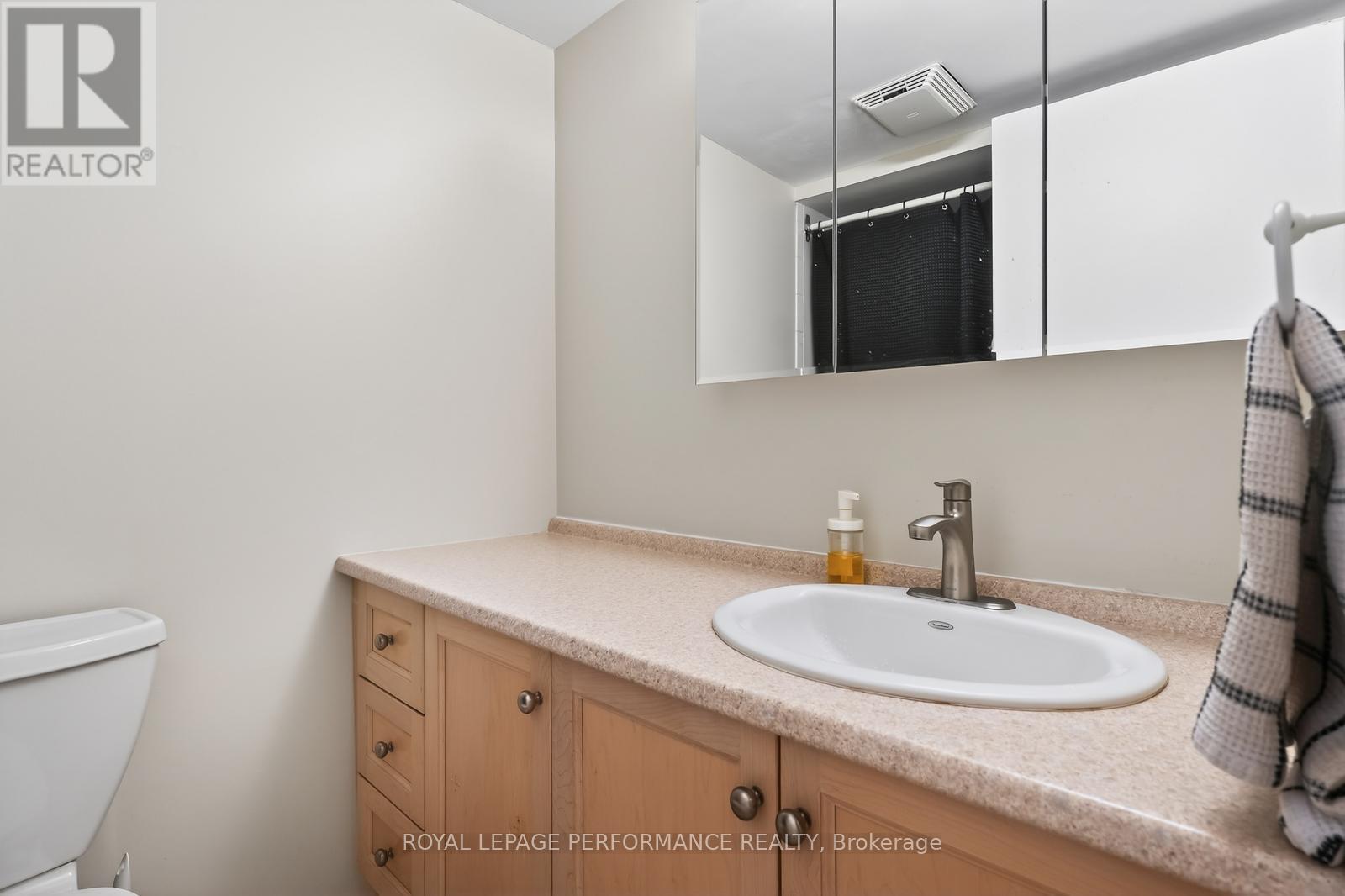 207 - 265 Poulin Avenue, Ottawa, Ontario  K2B 7Y8 - Photo 19 - X12939164