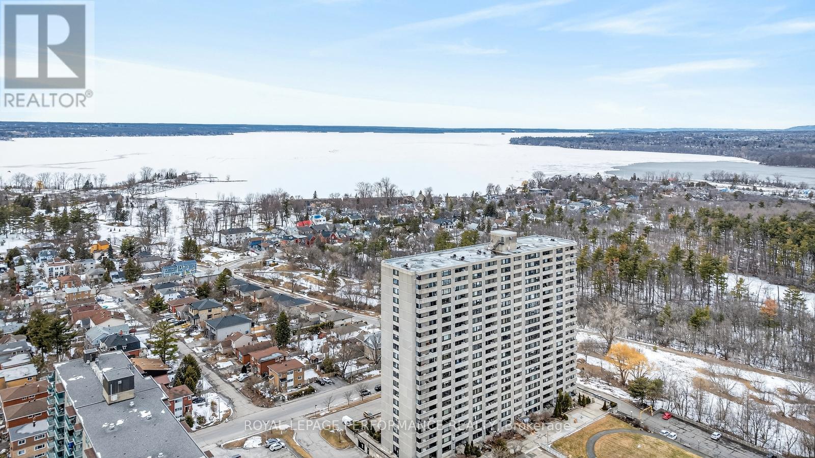 207 - 265 Poulin Avenue, Ottawa, Ontario  K2B 7Y8 - Photo 2 - X12939164