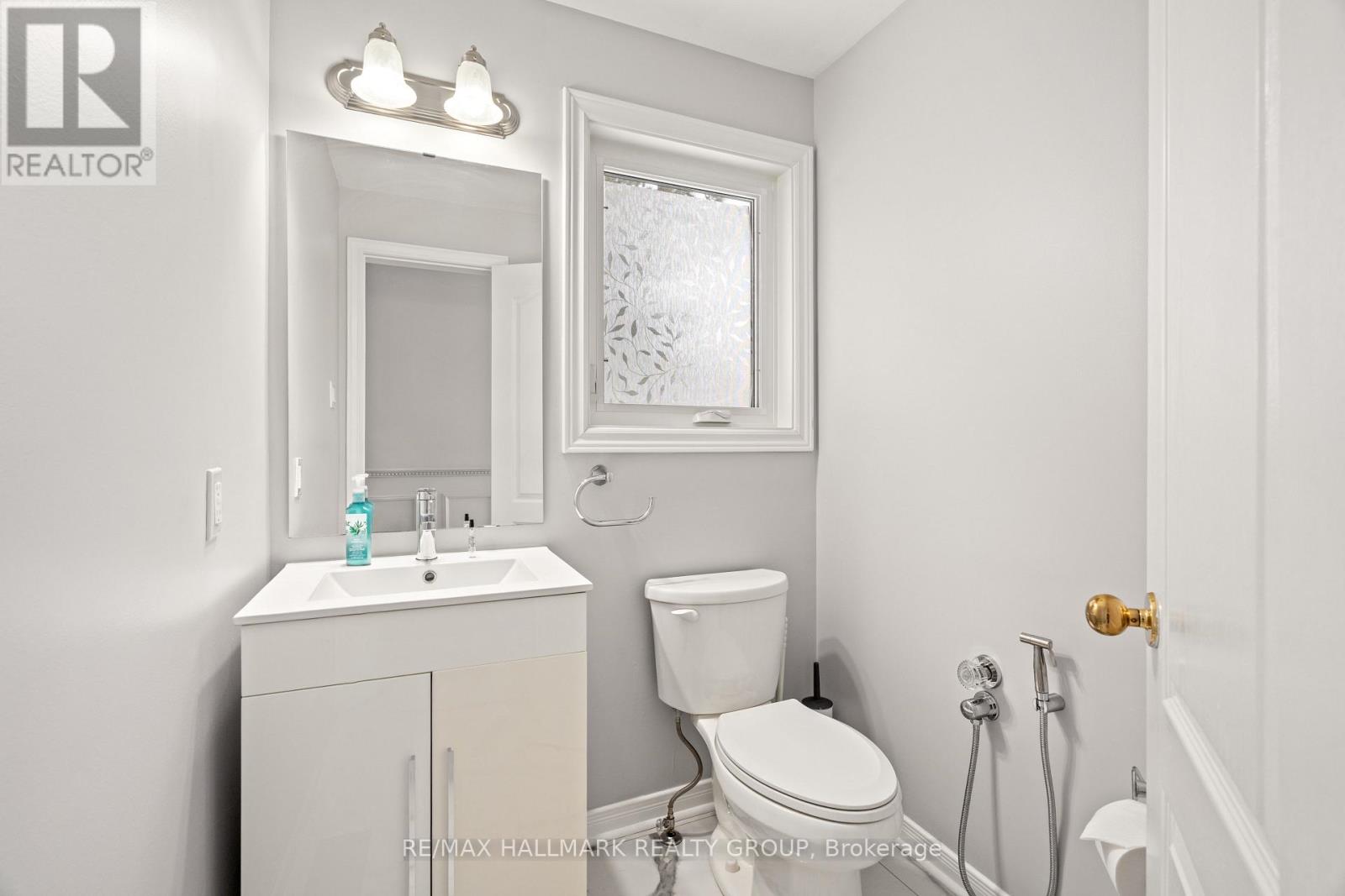 14 Wrenwood Crescent, Ottawa, Ontario  K2G 5V3 - Photo 17 - X12939198