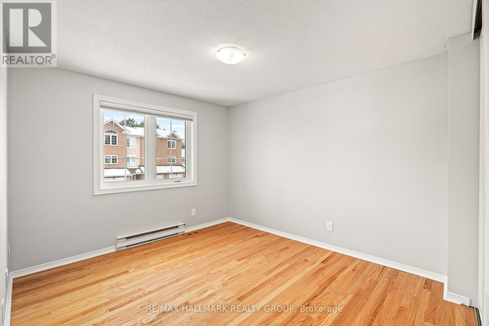 14 Wrenwood Crescent, Ottawa, Ontario  K2G 5V3 - Photo 30 - X12939198