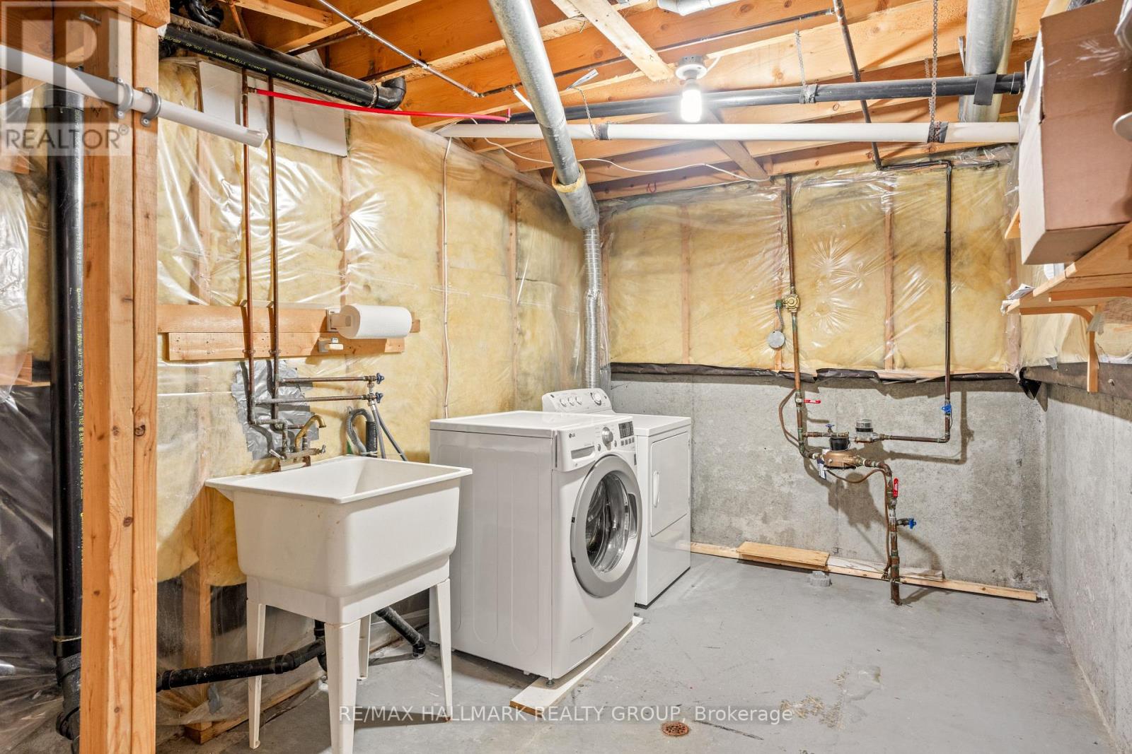 14 Wrenwood Crescent, Ottawa, Ontario  K2G 5V3 - Photo 40 - X12939198