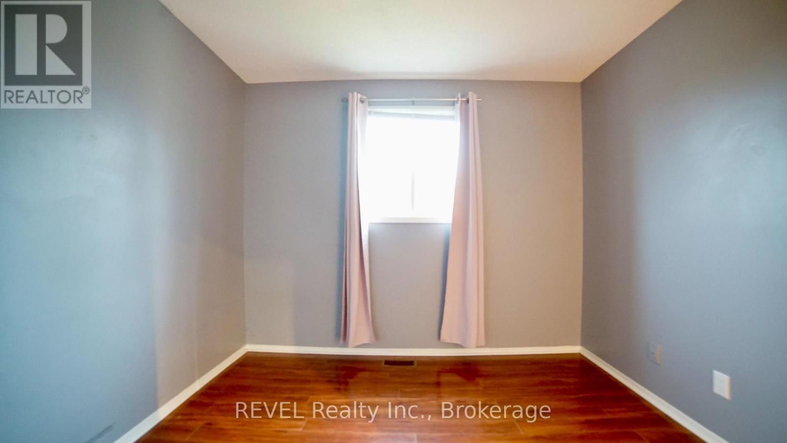 32 Vintage Crescent, St. Catharines, Ontario  L2S 3C3 - Photo 16 - X12939150