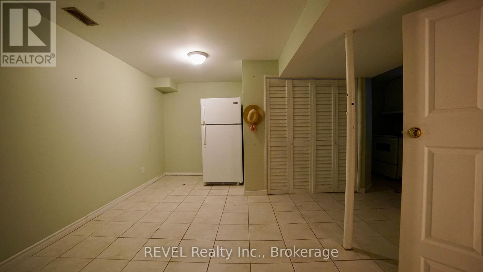 32 Vintage Crescent, St. Catharines, Ontario  L2S 3C3 - Photo 20 - X12939150