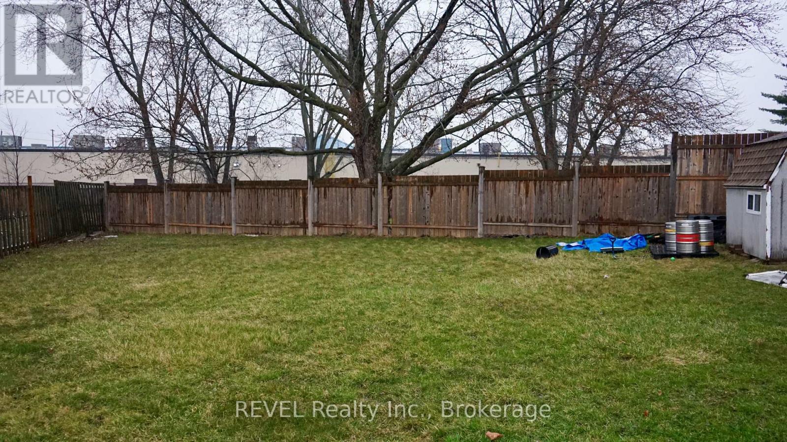 32 Vintage Crescent, St. Catharines, Ontario  L2S 3C3 - Photo 27 - X12939150