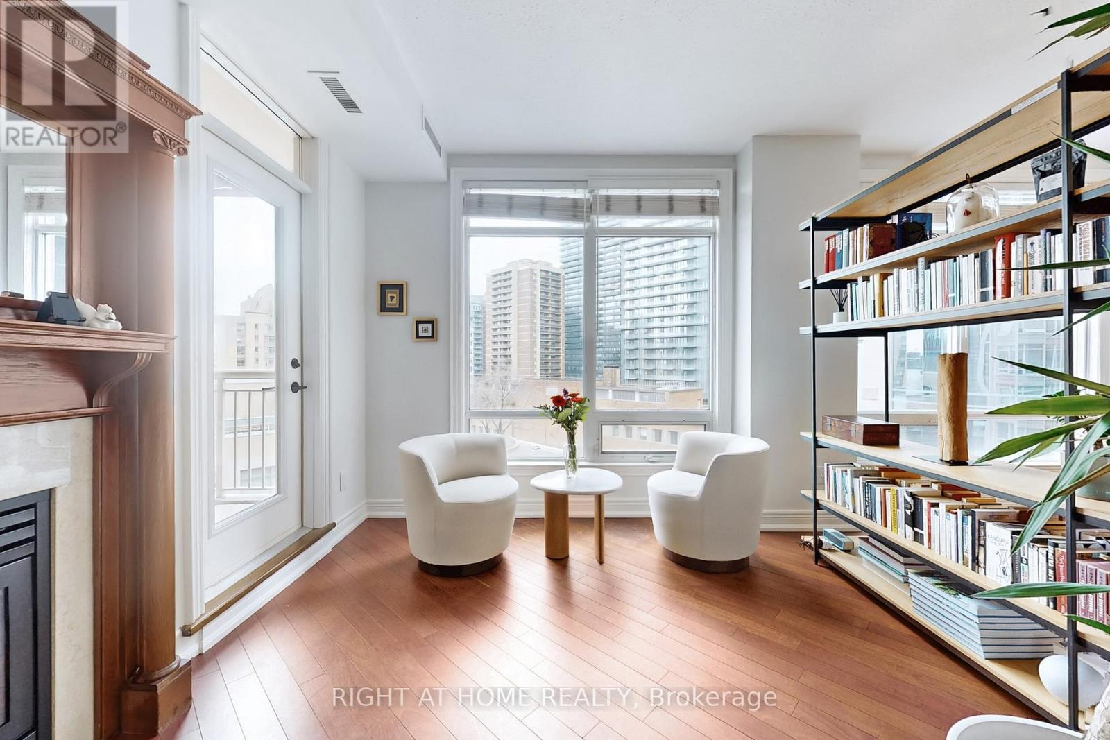 1109 - 100 Hayden Street, Toronto, Ontario  M4Y 3C7 - Photo 15 - C12938950