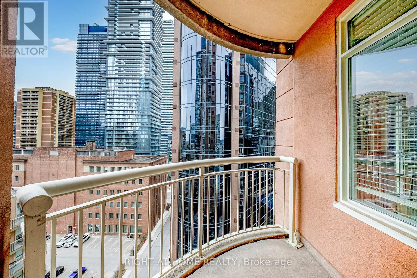 1109 - 100 Hayden Street, Toronto, Ontario  M4Y 3C7 - Photo 38 - C12938950