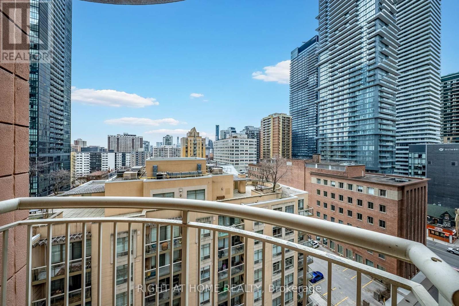 1109 - 100 Hayden Street, Toronto, Ontario  M4Y 3C7 - Photo 41 - C12938950