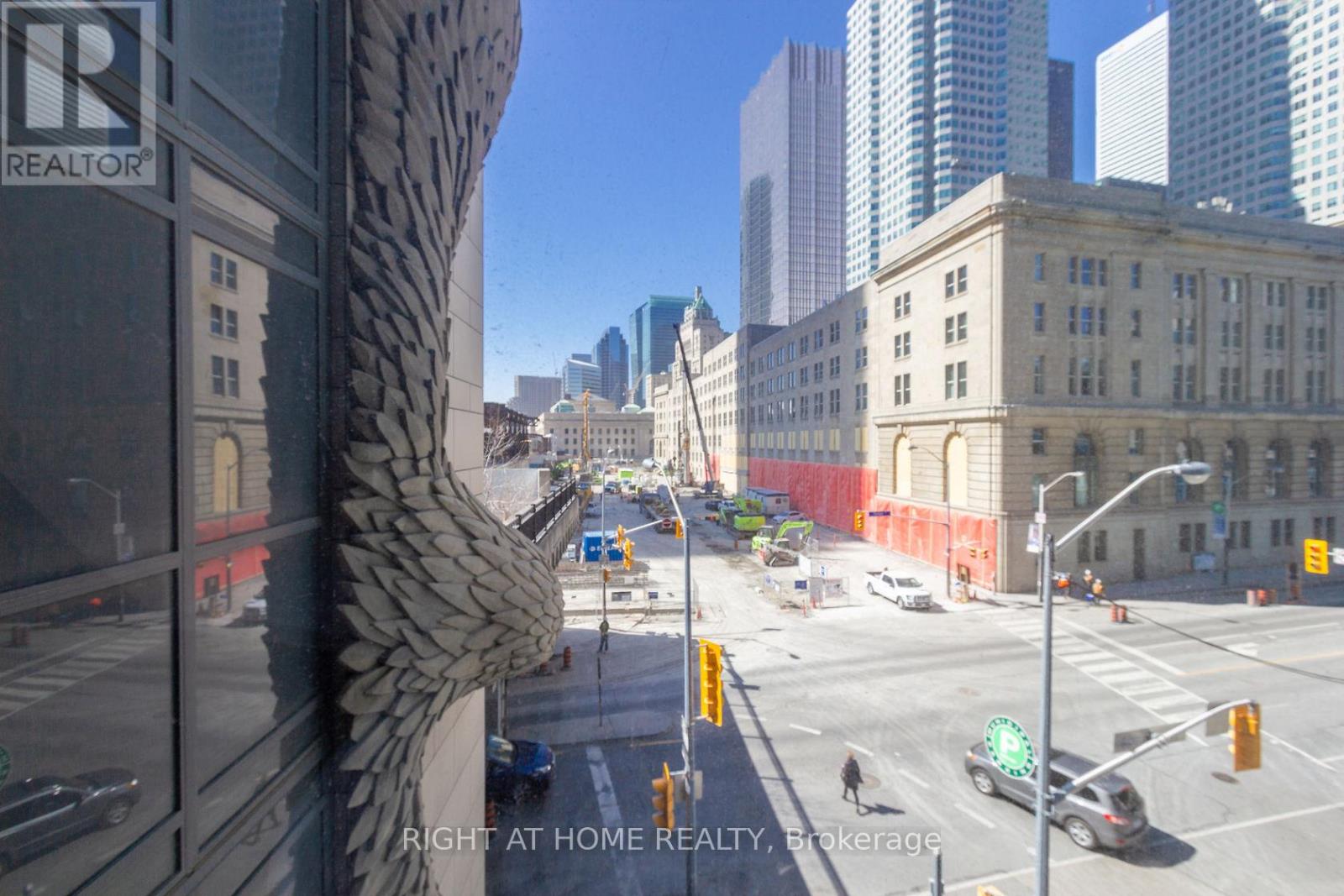 301 - 1 The Esplanade, Toronto, Ontario  M5E 0A8 - Photo 14 - C12939008