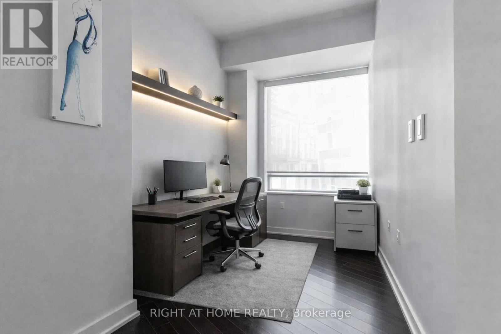 301 - 1 The Esplanade, Toronto, Ontario  M5E 0A8 - Photo 8 - C12939008