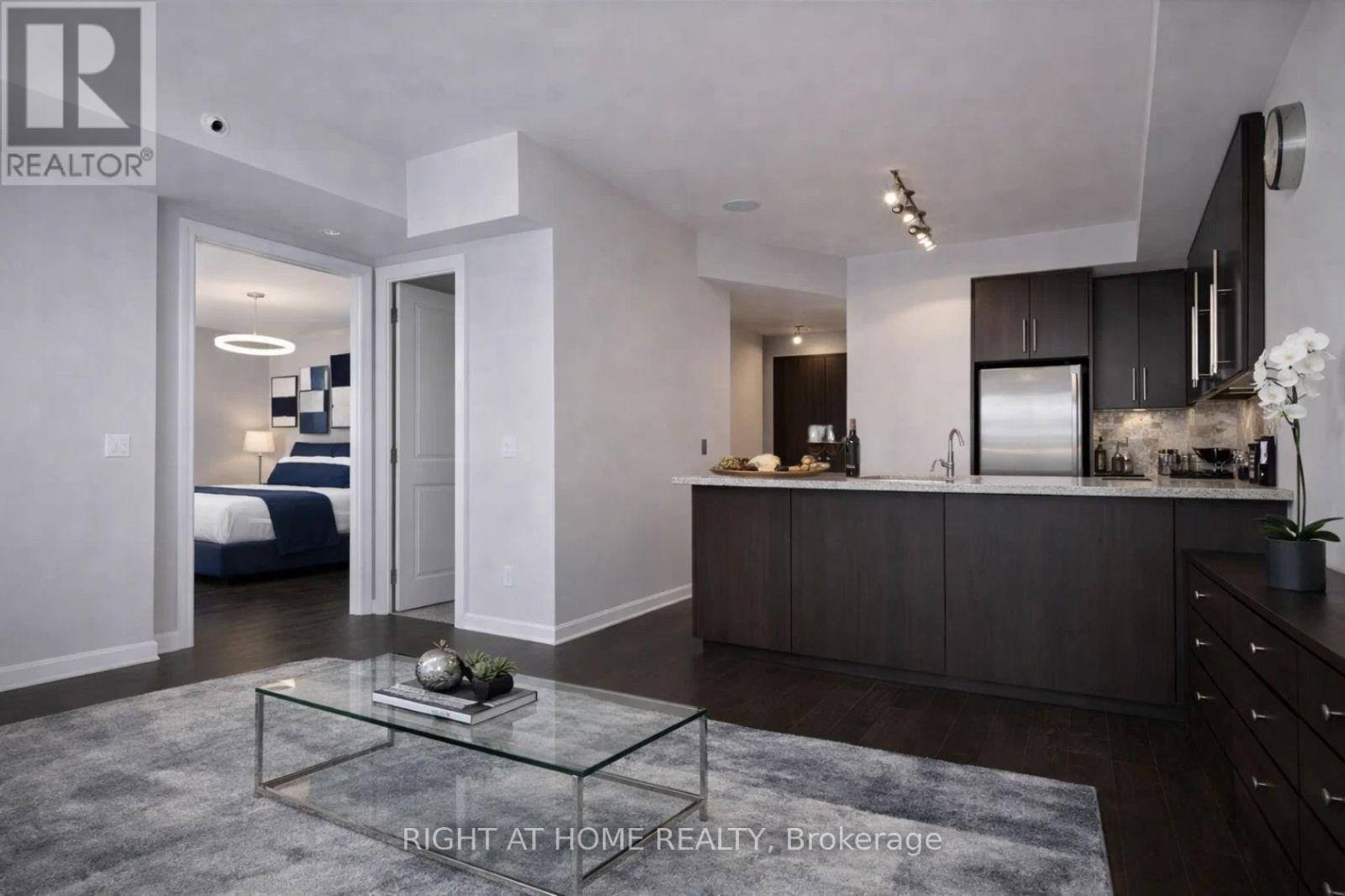 301 - 1 The Esplanade, Toronto, Ontario  M5E 0A8 - Photo 9 - C12939008