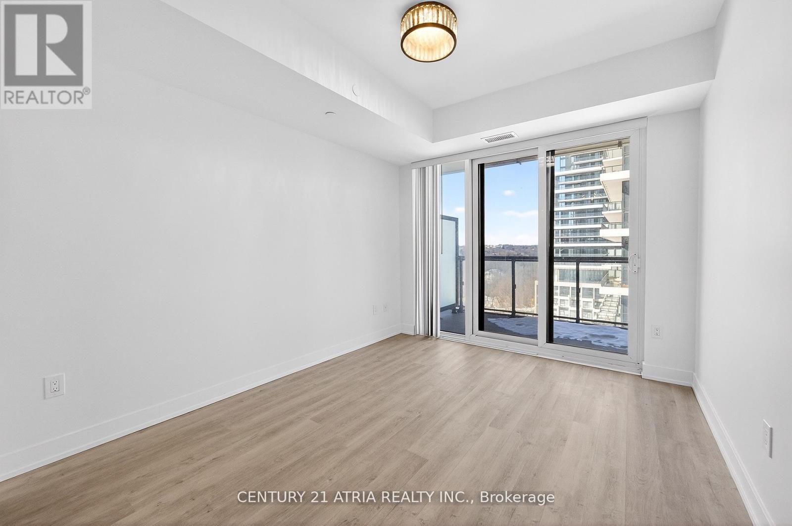 802 - 30 Inn On The Park Drive, Toronto, Ontario  M3C 0P7 - Photo 14 - C12939044