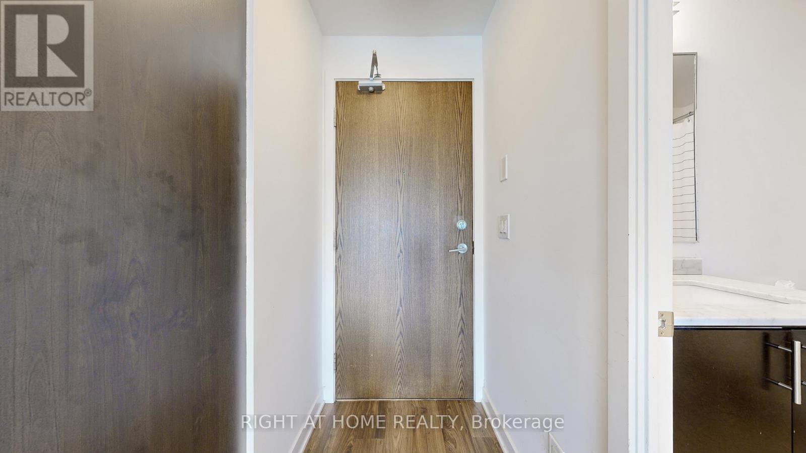 1206 - 260 Sackville Street, Toronto, Ontario  M5A 0B3 - Photo 11 - C12939060
