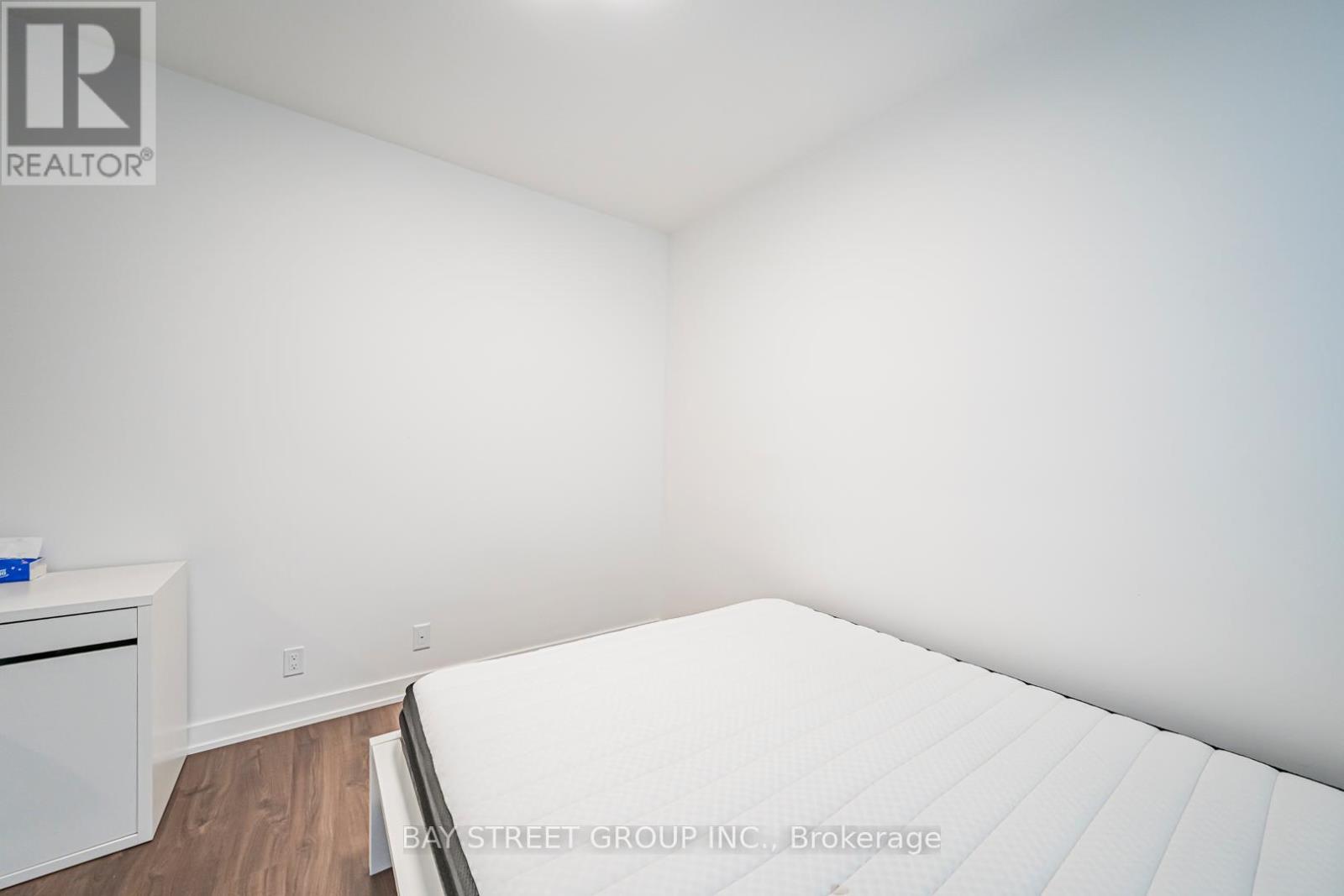 1024 - 30 Tippett Road, Toronto, Ontario  M3H 0E3 - Photo 17 - C12939092