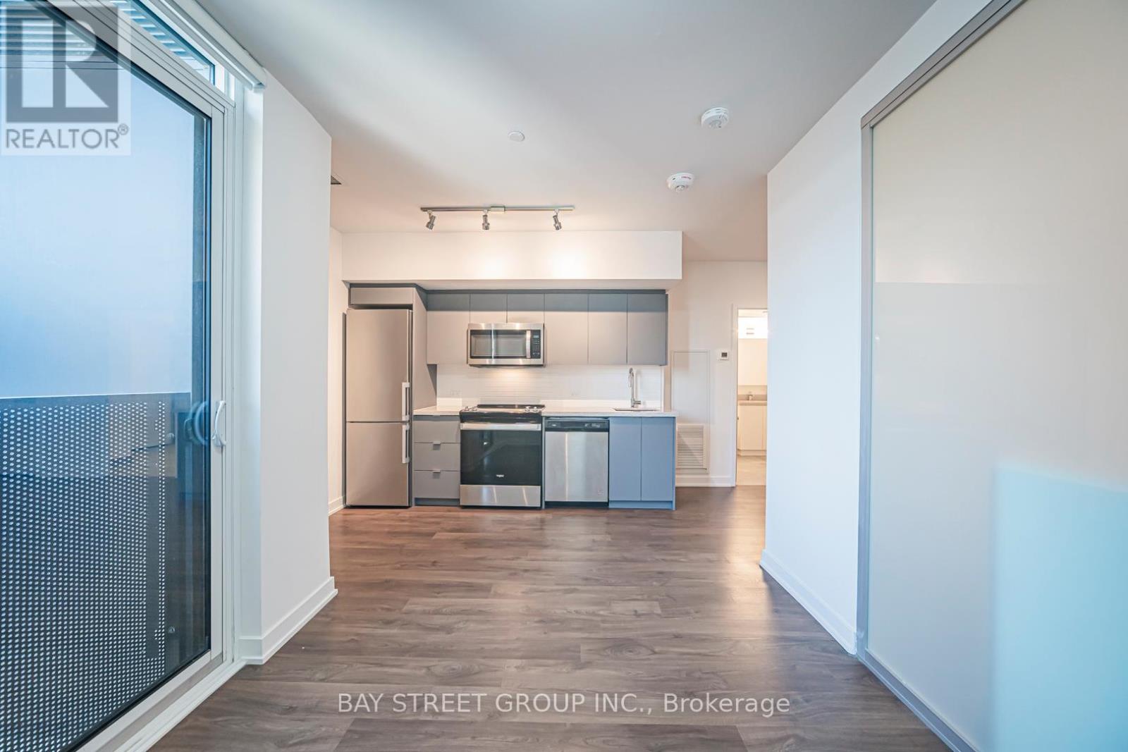 1024 - 30 Tippett Road, Toronto, Ontario  M3H 0E3 - Photo 21 - C12939092