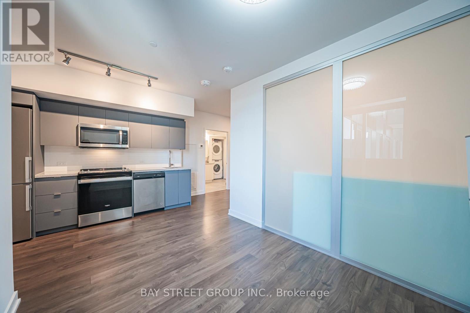 1024 - 30 Tippett Road, Toronto, Ontario  M3H 0E3 - Photo 22 - C12939092