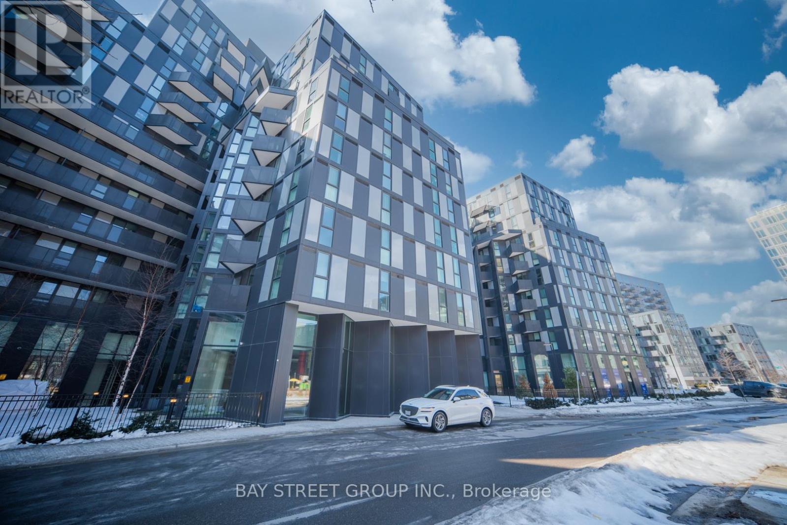 1024 - 30 Tippett Road, Toronto, Ontario  M3H 0E3 - Photo 3 - C12939092