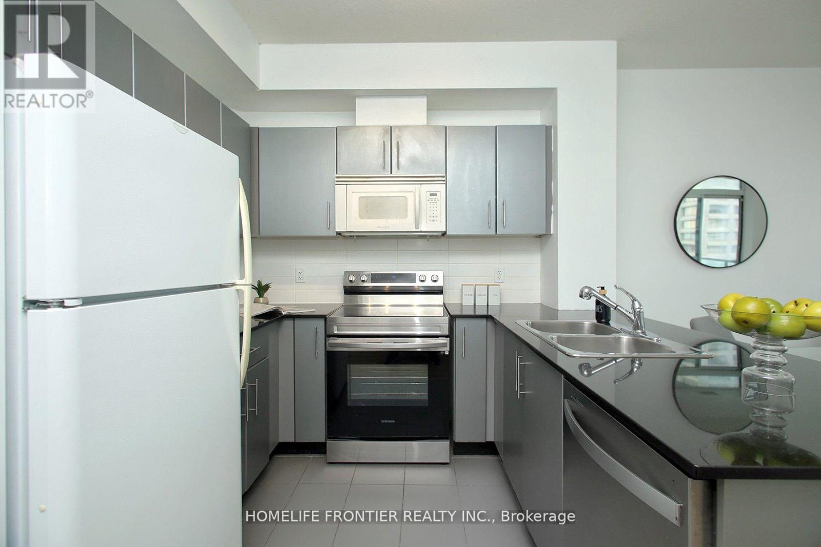 2403 - 12 Yonge Street, Toronto, Ontario M5E 1Z9 - Photo 11 - C12939116