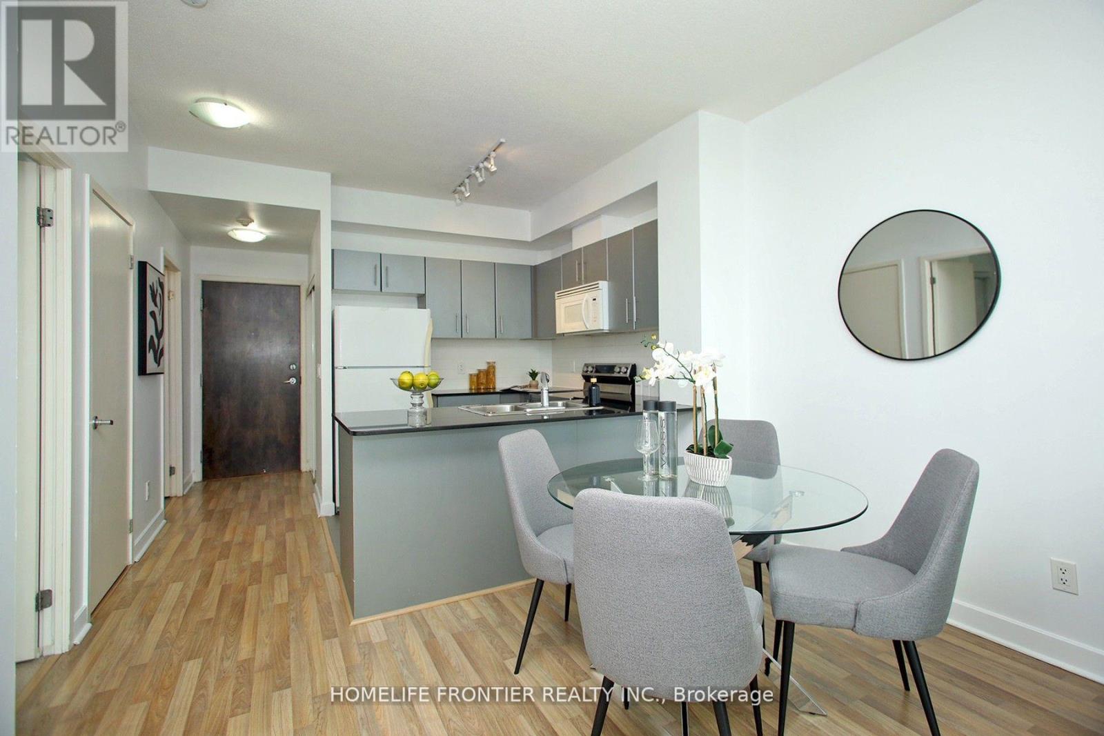 2403 - 12 Yonge Street, Toronto, Ontario M5E 1Z9 - Photo 5 - C12939116