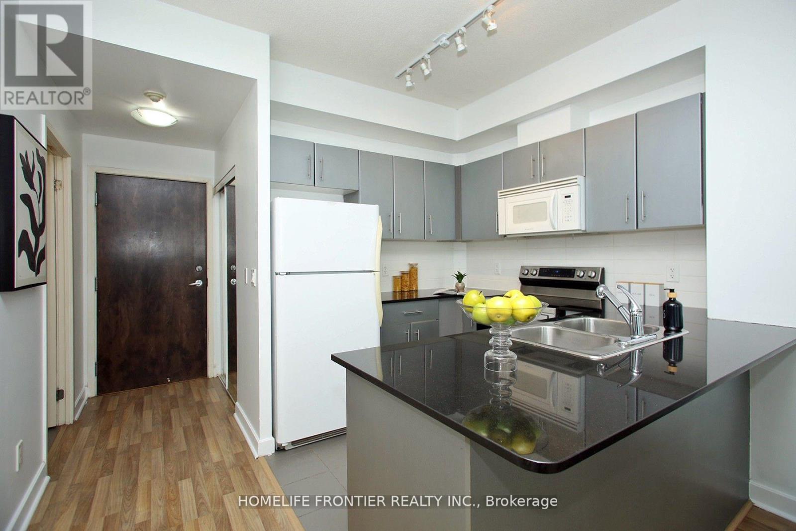 2403 - 12 Yonge Street, Toronto, Ontario M5E 1Z9 - Photo 9 - C12939116