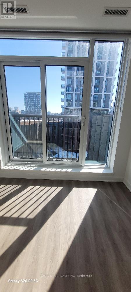 815 - 30 Dreamers Way, Toronto, Ontario  M5A 0Y7 - Photo 6 - C12939148