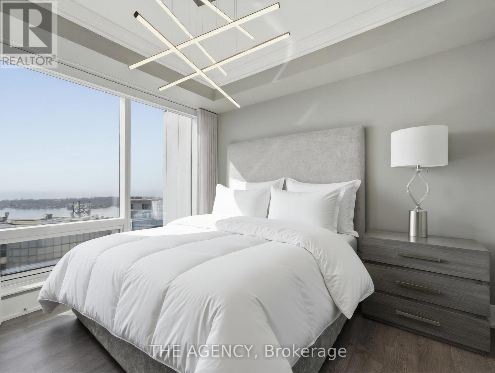 4205 - 10 York Street, Toronto, Ontario  M5J 0E1 - Photo 15 - C12939152