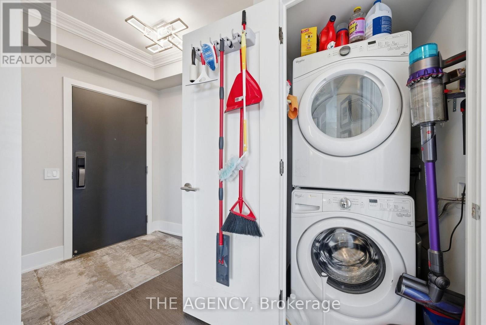 4205 - 10 York Street, Toronto, Ontario  M5J 0E1 - Photo 19 - C12939152