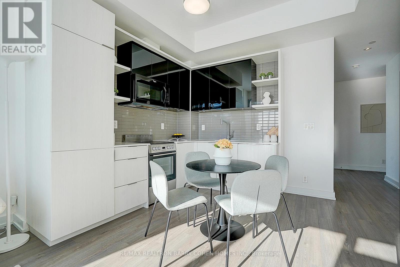 806 - 6 Parkwood Avenue, Toronto, Ontario  M5V 0A3 - Photo 7 - C12939168