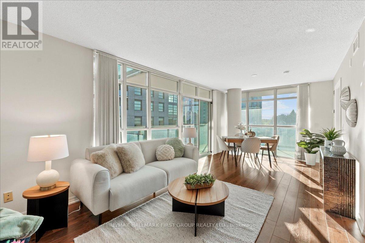 303 - 1600 Charles Street, Whitby, Ontario  L1N 0G4 - Photo 3 - E12938994