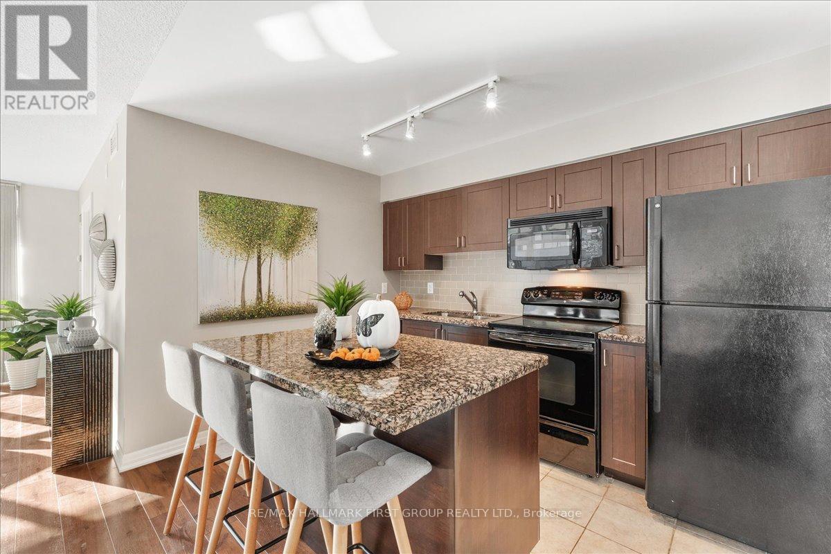 303 - 1600 Charles Street, Whitby, Ontario  L1N 0G4 - Photo 5 - E12938994